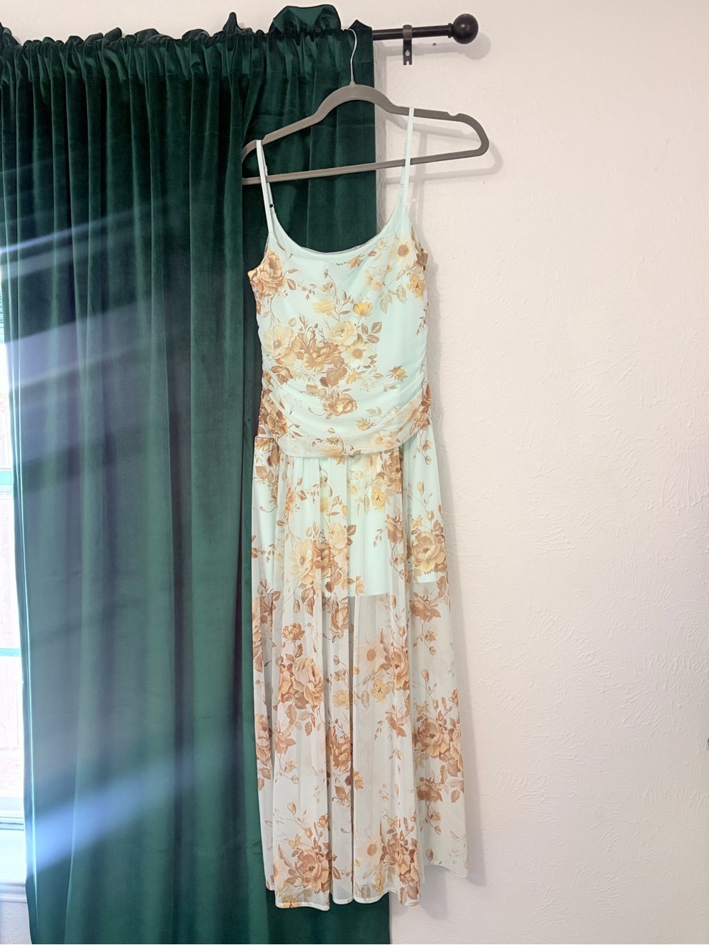 Light Mint Floral Midi Dress with Gold-Tone Bouquet